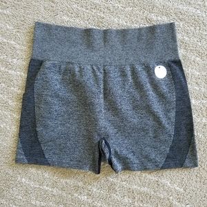 VS Pink active shorts NWT